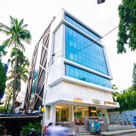 Hotel Auris & Banquets, Mumbai International Airport Kültér fotó