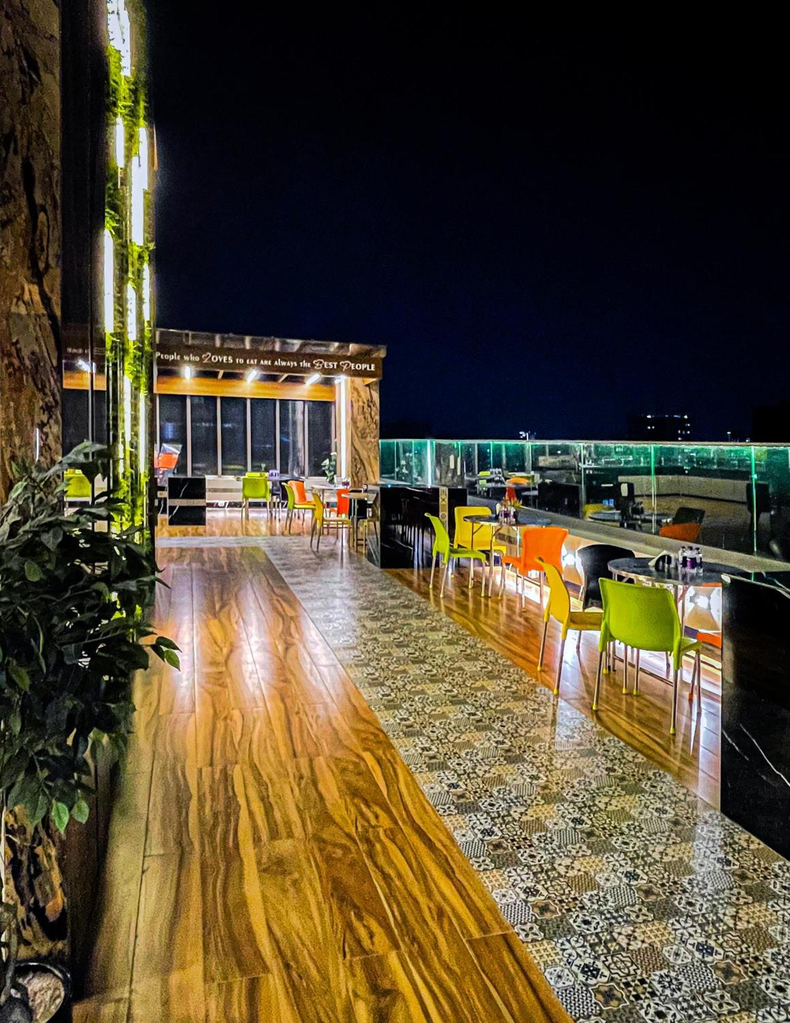Hotel Auris & Banquets, Mumbai International Airport Kültér fotó